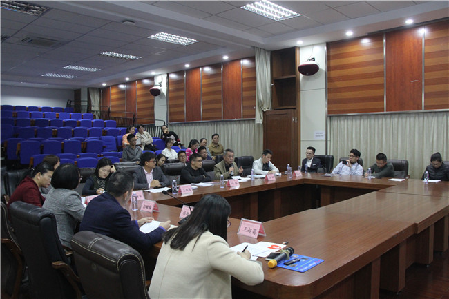 13-现场点评.jpg
